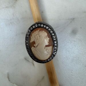 AMEDEO Cameo Ring